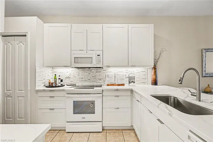 1935 Morning Sun Ln F29, Naples, Florida 34119