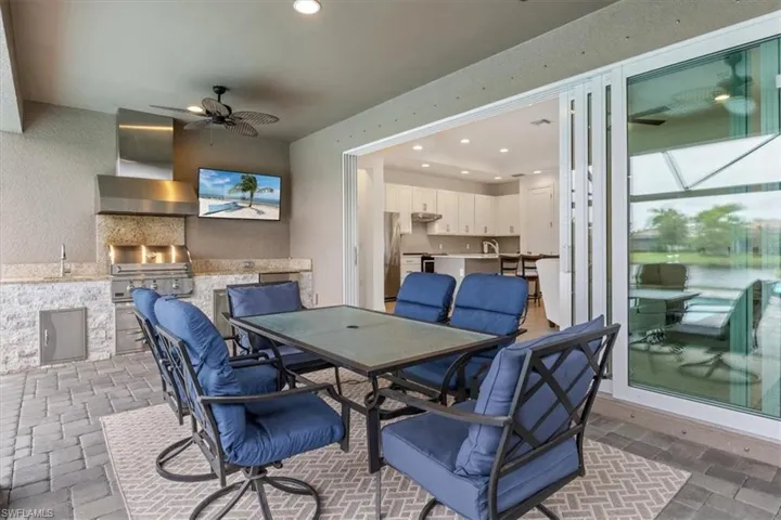 14556  Topsail  DR, Naples, FL 34114
