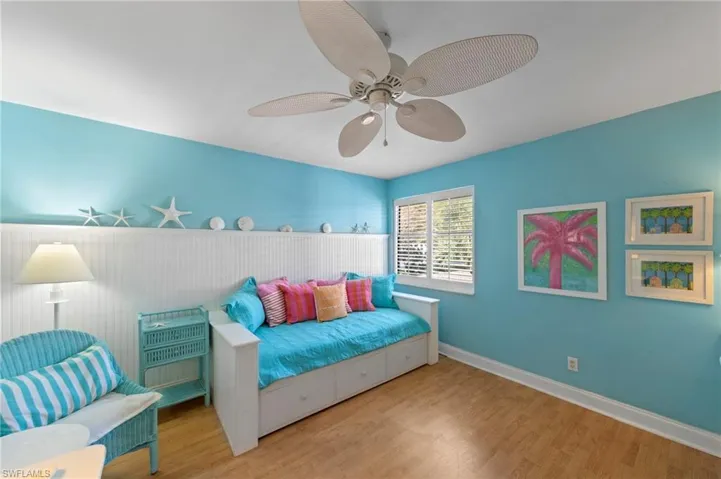 668 Wiggins Bay Dr B25, Naples, Florida 34110