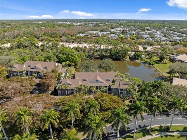 668 Wiggins Bay Dr B25, Naples, Florida 34110