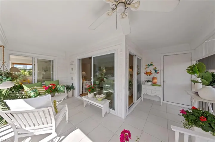 668 Wiggins Bay Dr B25, Naples, Florida 34110