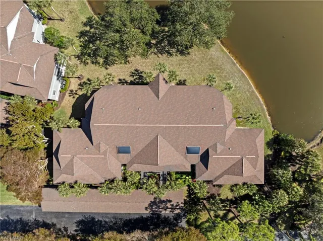 668 Wiggins Bay Dr B25, Naples, Florida 34110