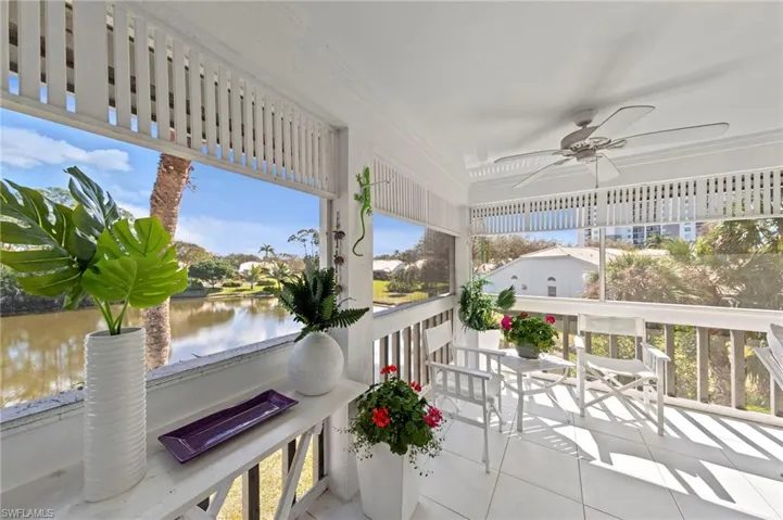 668 Wiggins Bay Dr B25, Naples, Florida 34110