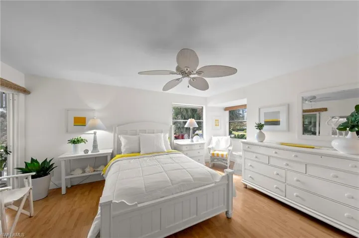 668 Wiggins Bay Dr B25, Naples, Florida 34110