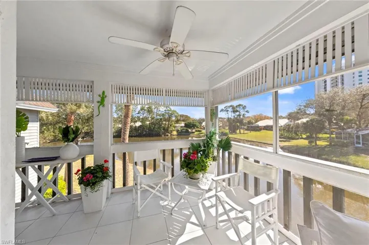 668 Wiggins Bay Dr B25, Naples, Florida 34110