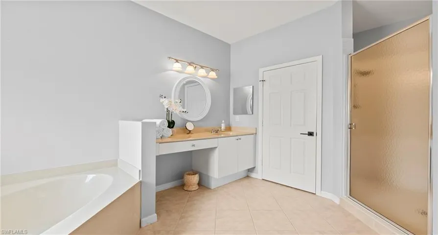 14768  Pinnacle  PL, Naples, FL 34119