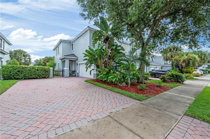 14768  Pinnacle  PL, Naples, FL 34119
