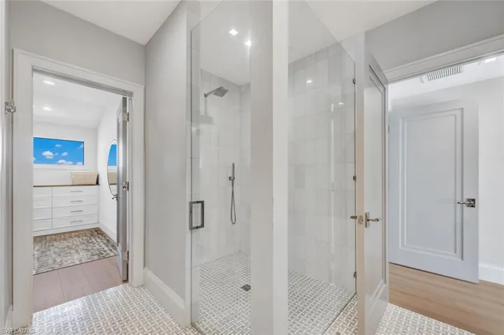 556 17th Ave S, Naples, Florida 34102