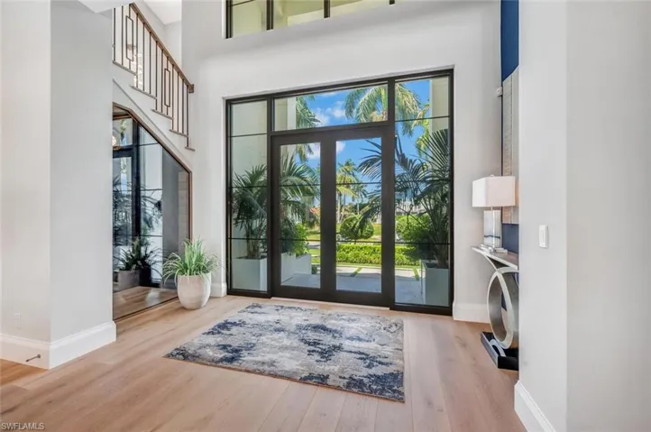 556 17th Ave S, Naples, Florida 34102