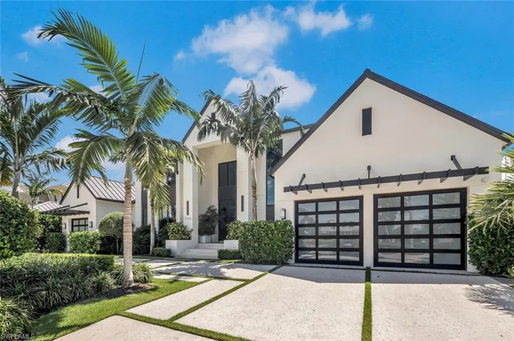 556 17th Ave S, Naples, Florida 34102