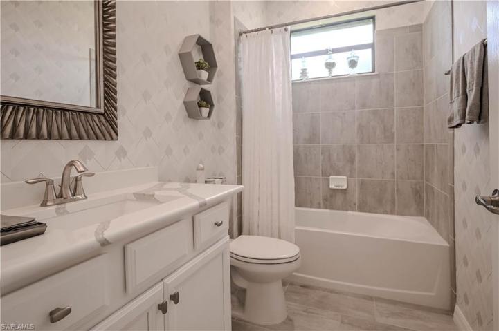 11911 Bay Oak DR, FORT MYERS FL 33913