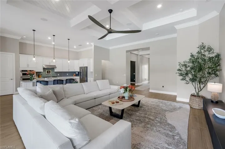 9151 Snowy Owl Way, Naples, Florida 34120