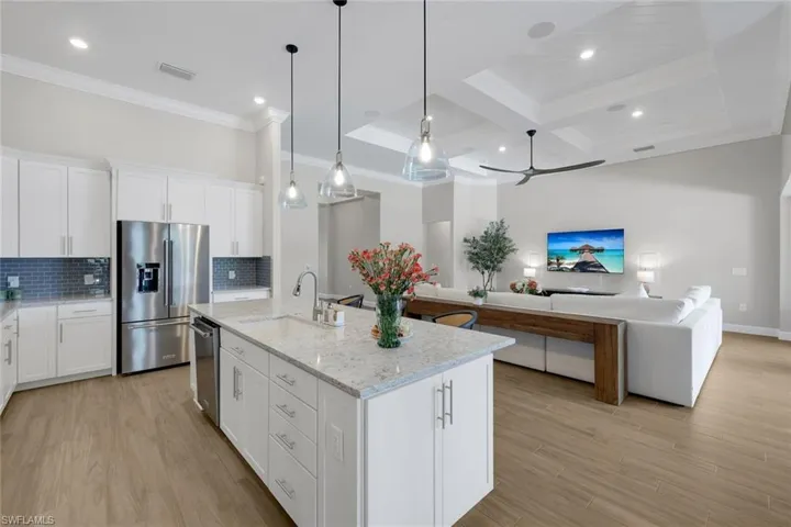 9151 Snowy Owl Way, Naples, Florida 34120
