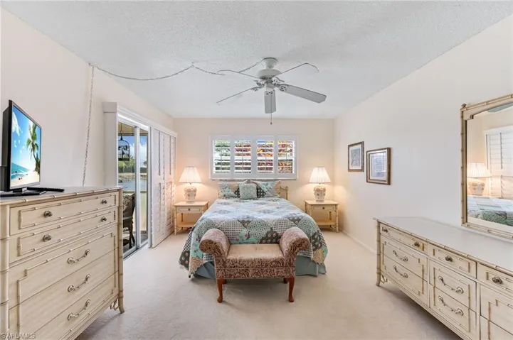 200 Valley Stream Dr # C4, Naples Fl 34113