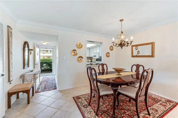 200 Valley Stream Dr # C4, Naples Fl 34113