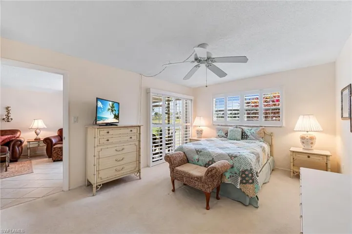 200 Valley Stream Dr # C4, Naples Fl 34113