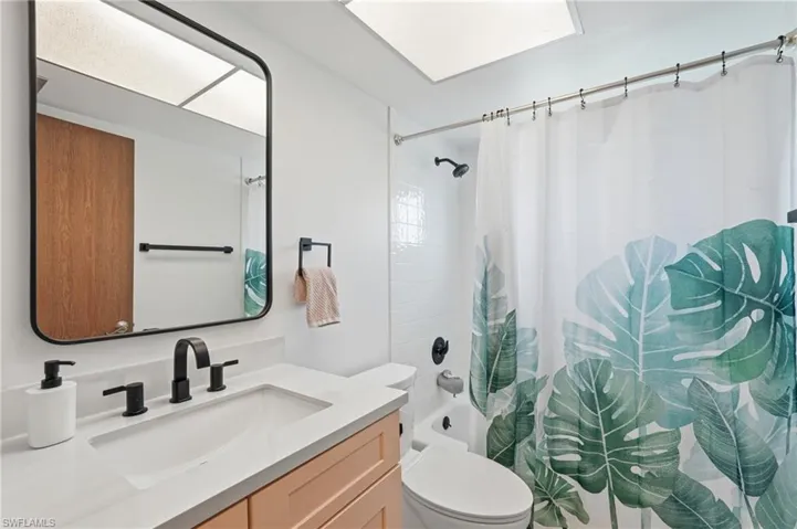 329 16th Pl, Cape Coral, Florida 33990