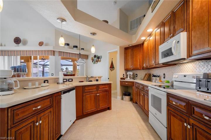 1000 El Dorado PKWY W, CAPE CORAL FL 33914
