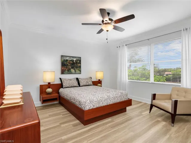 Fifth bedroom with en suite bathroom