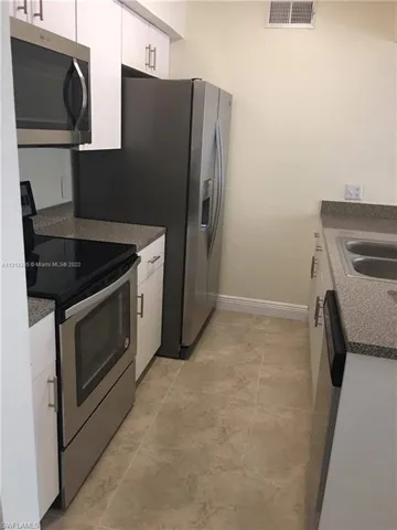 5331  Summerlin  RD, Fort Myers, FL 33919