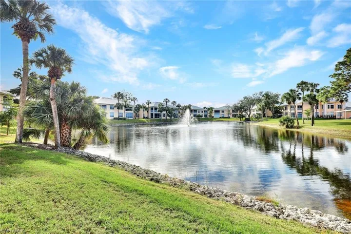 774 Wiggins Lake Dr 101, Naples, Florida 34110