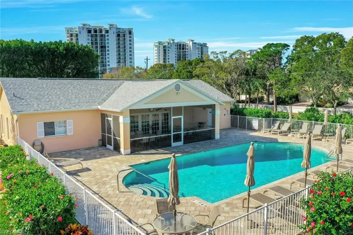 774 Wiggins Lake Dr 101, Naples, Florida 34110