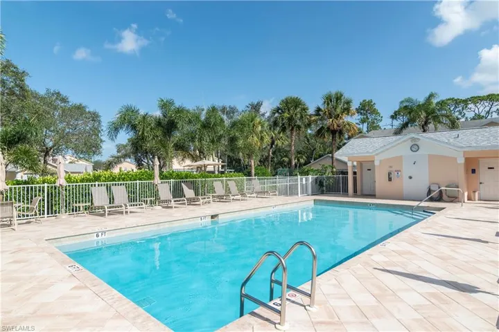 774 Wiggins Lake Dr 101, Naples, Florida 34110