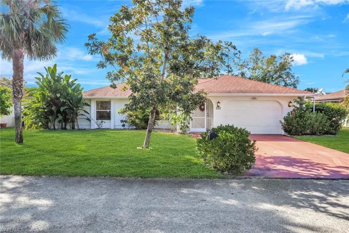 1942  Golfside Village  LN, Lehigh Acres, FL 33936