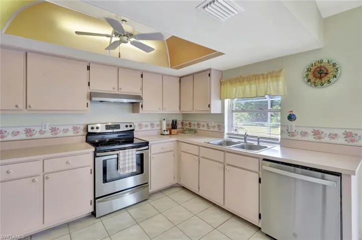 1942  Golfside Village  LN, Lehigh Acres, FL 33936