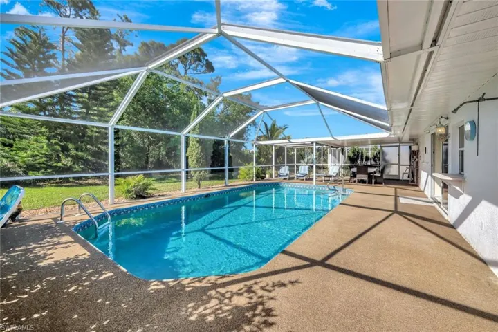 1942  Golfside Village  LN, Lehigh Acres, FL 33936