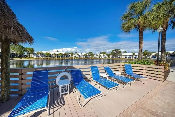 815  Gulf Pavilion  DR, Naples, FL 34108