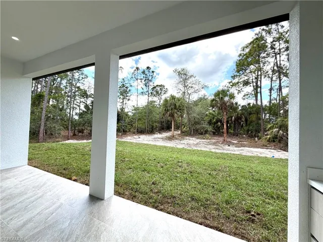 4283 10th St Ne, Naples, Florida 34120
