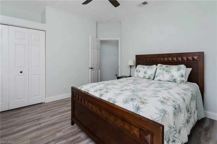 56 Silver Oaks Cir 202, Naples, Florida 34119