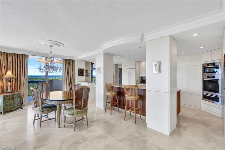 6001 Pelican Bay BLVD # 401, NAPLES FL 34108