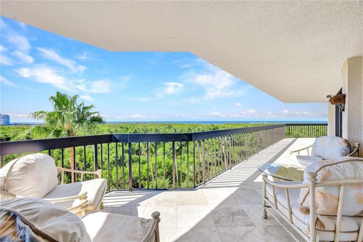 6001 Pelican Bay BLVD # 401, NAPLES FL 34108