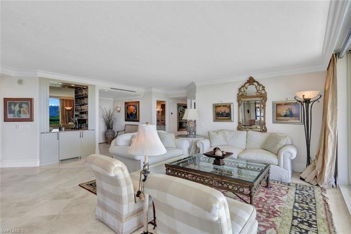 6001 Pelican Bay BLVD # 401, NAPLES FL 34108