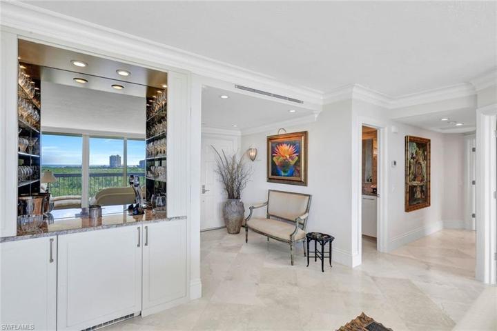 6001 Pelican Bay BLVD # 401, NAPLES FL 34108