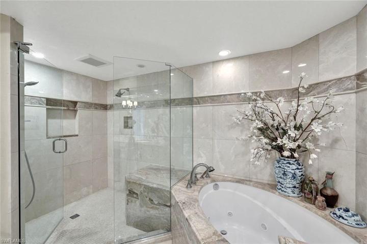 6001 Pelican Bay BLVD # 401, NAPLES FL 34108