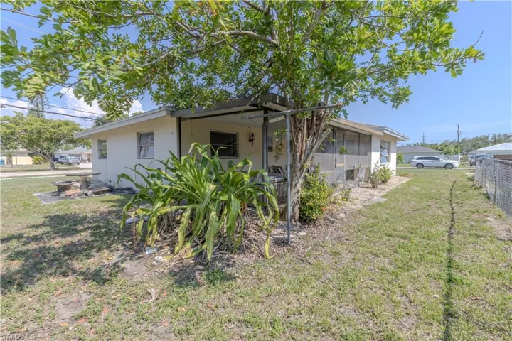 4646 Palm Tree Blvd, Cape Coral, Florida 33904