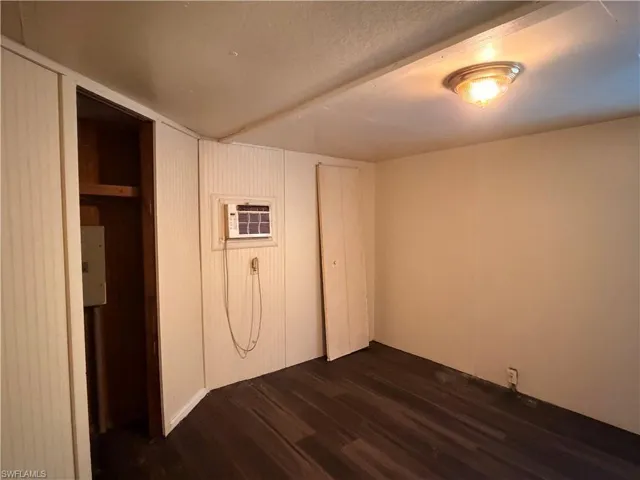 7962 Breeze Dr, North Fort Myers, Florida 33917
