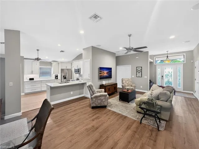 15472 Admiralty Cir 1, North Fort Myers, Florida 33917