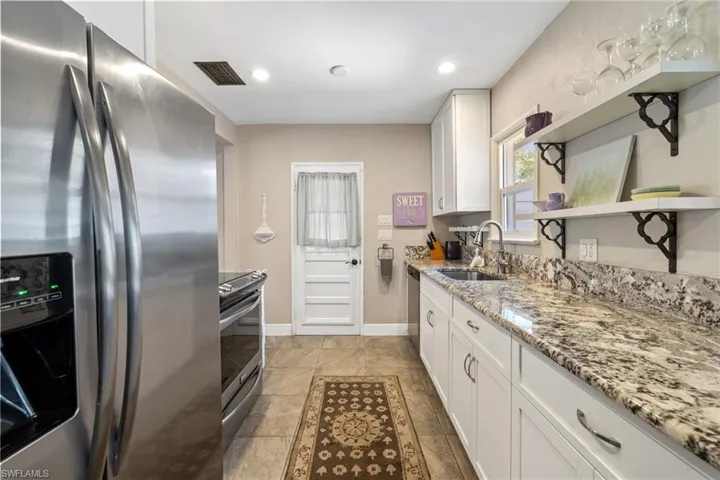1451  Maravilla  AVE, Fort Myers, FL 33901