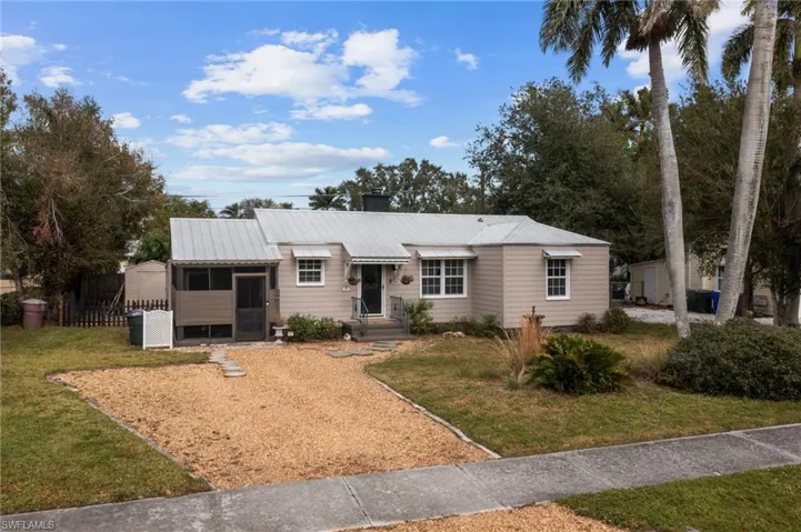 1451  Maravilla  AVE, Fort Myers, FL 33901