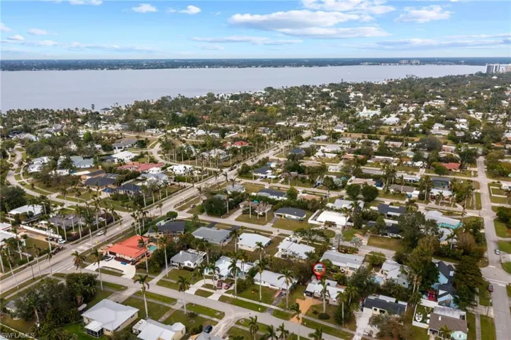 1451  Maravilla  AVE, Fort Myers, FL 33901