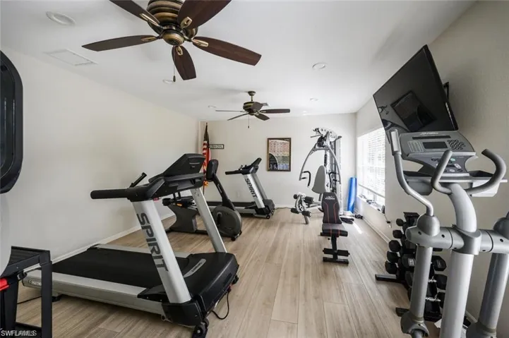 2476  Orchid Bay  DR, Naples, FL 34109