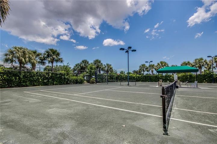 Tennis