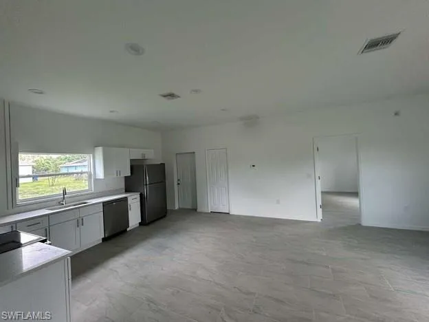1701 Ne 44th Ter, Cape Coral, Florida 33909