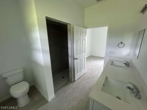 1701 Ne 44th Ter, Cape Coral, Florida 33909