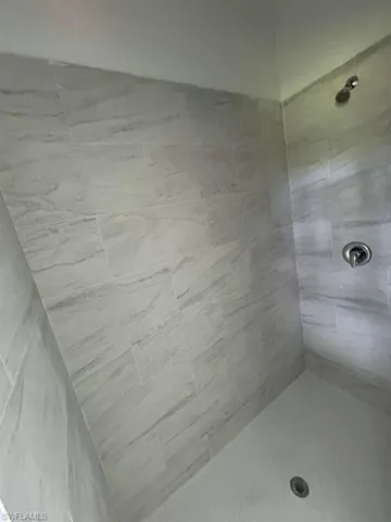 1701 Ne 44th Ter, Cape Coral, Florida 33909