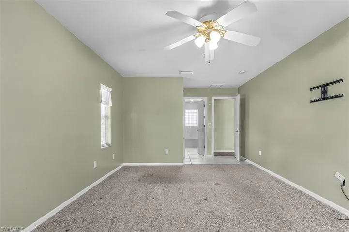 1137 Sw 37th St, Cape Coral, Florida 33914